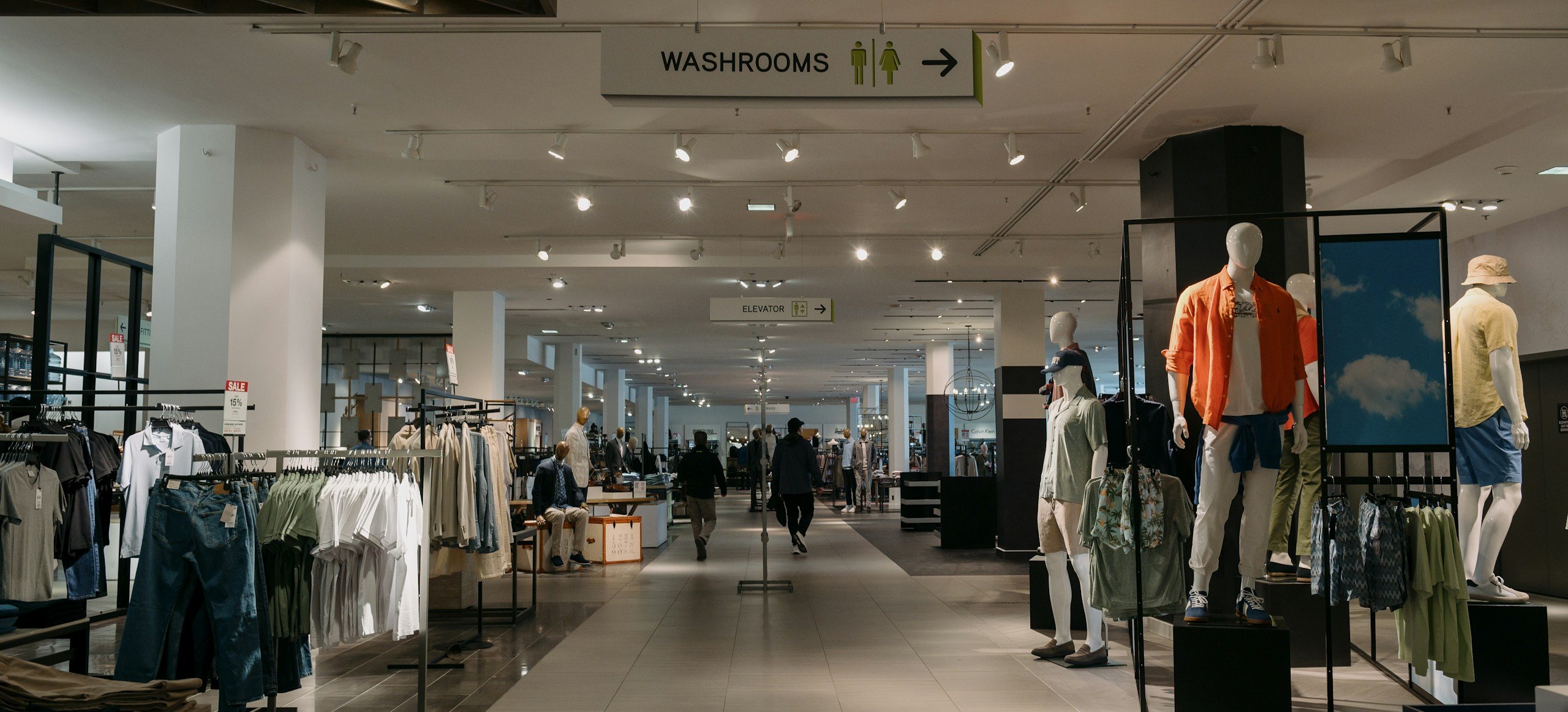 Interior de una tienda de retail